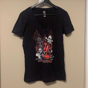 Like new xl t-shirt. I’m unsure of the brand